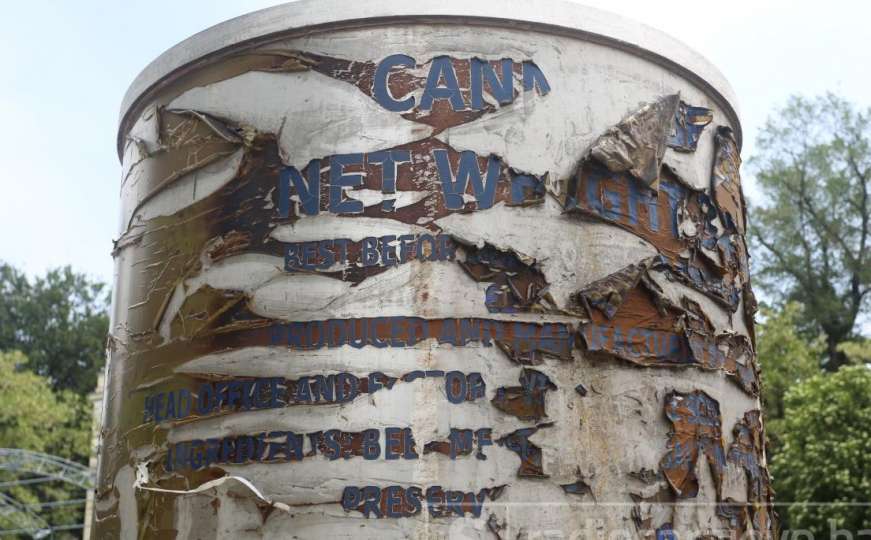 Kako brzo zaboravljamo: Pogledajte kako izgleda spomenik IKAR konzervi u Sarajevu